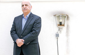 بازار سهام ساده‌‌لوح نیست