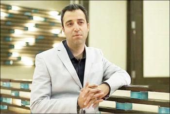 راه رفتن در مه
