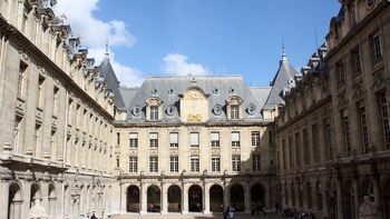 هزینه های زندگی و تحصیل در فرانسه و ایتالیا